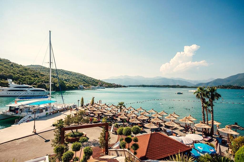 Villa Tivat Exterior foto