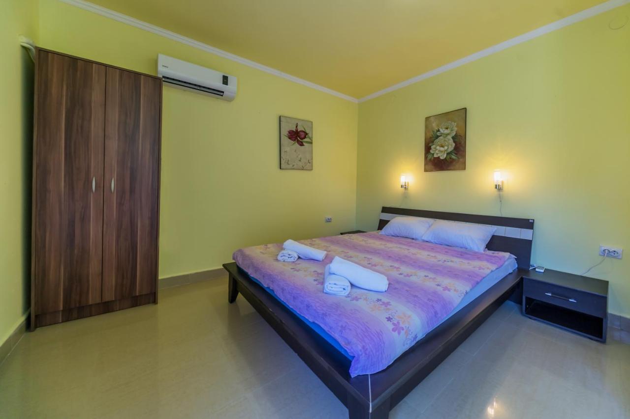 Villa Tivat Exterior foto